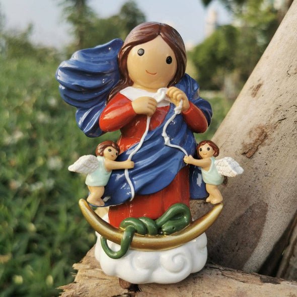 Lady Undoer of Knots Collectors Edition