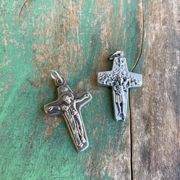 Rosary Crucifixes: St Benedict Large