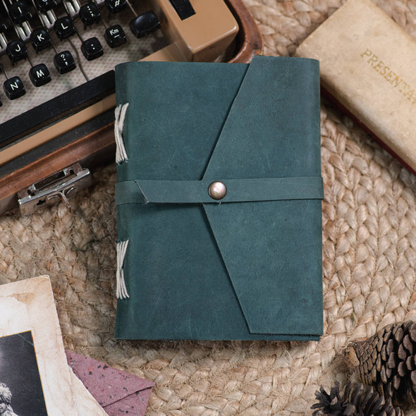 Leather journal diary with Unruled/Ruled page Travel journal