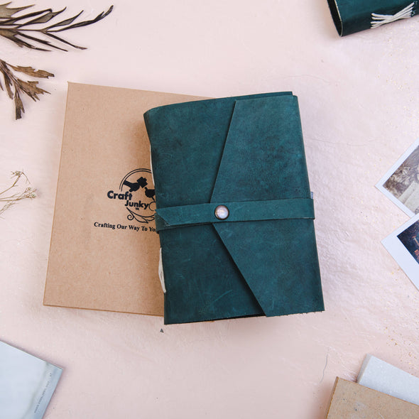 Leather journal diary with Unruled/Ruled page Travel journal