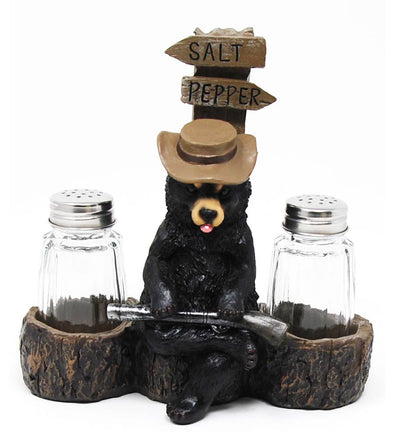 Bear w gun Salt & Pepper Set